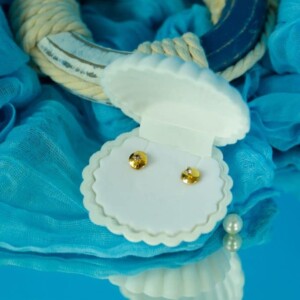 CLOUS D'OREILLES DIAMANTS
