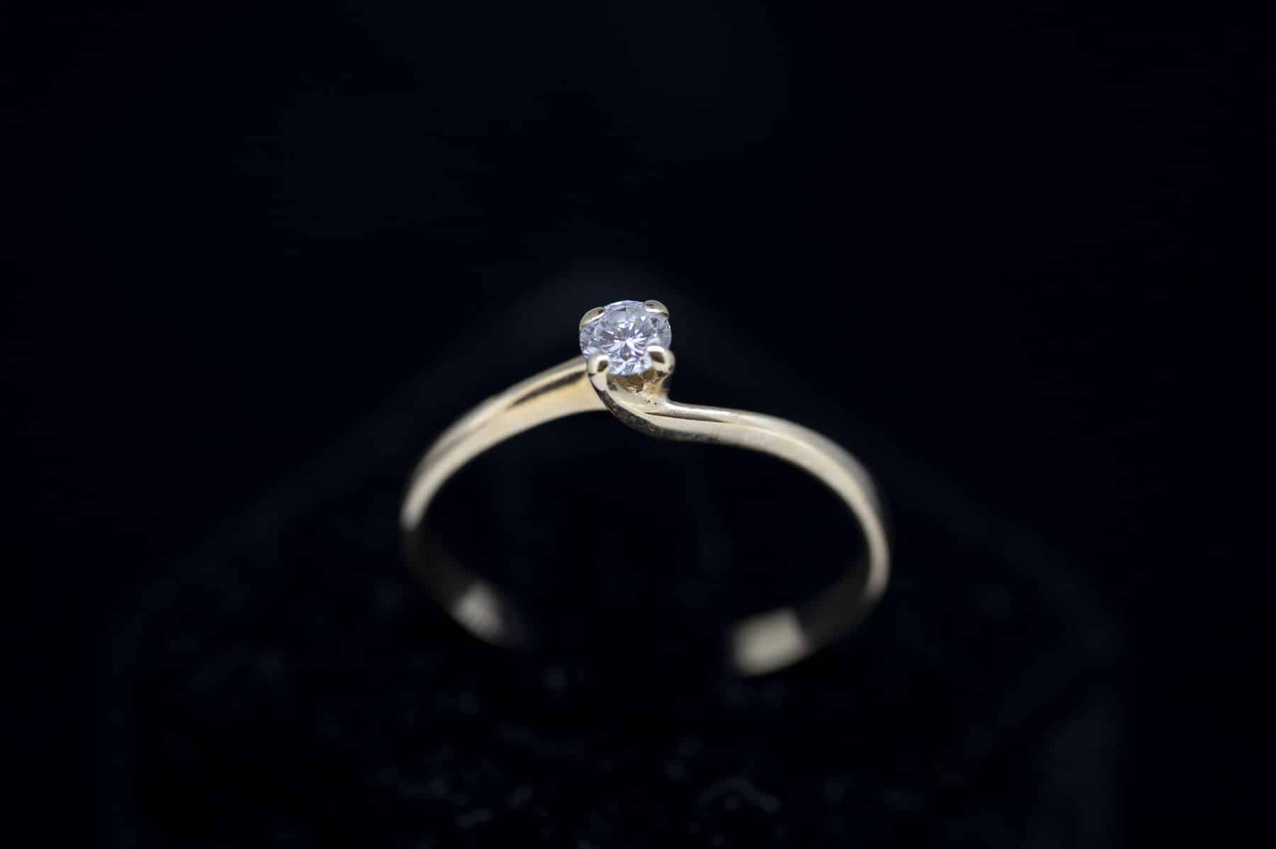 BAGUE SOLITAIRE DIAMANT